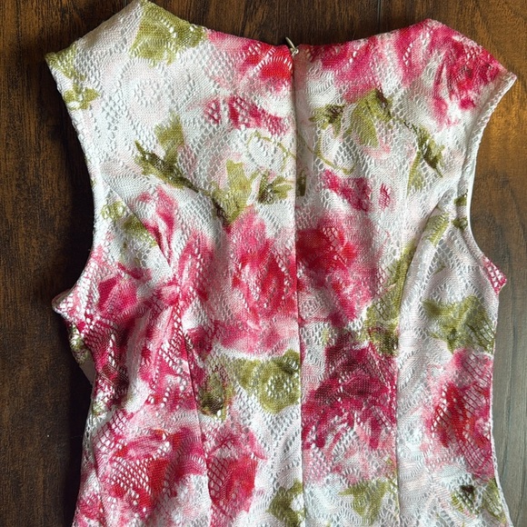 Sandra Darren Pink floral dress size 6 (F23) - Picture 6 of 6